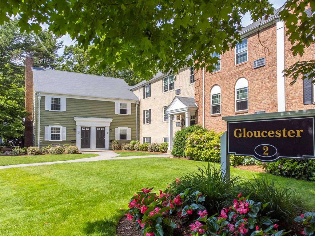 Beverly Commons Gloucester Building