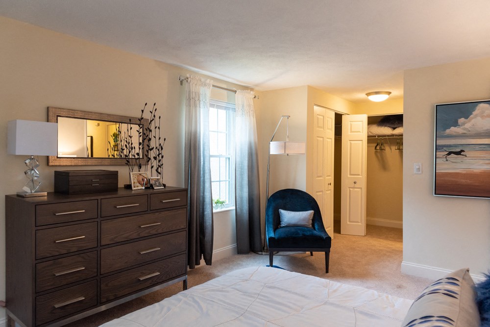 Model Master Bedroom