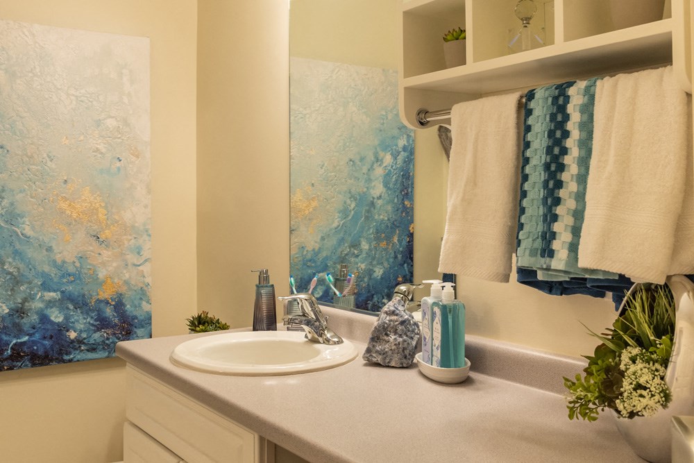 Spacious Bathroom Space at Beverly Commons