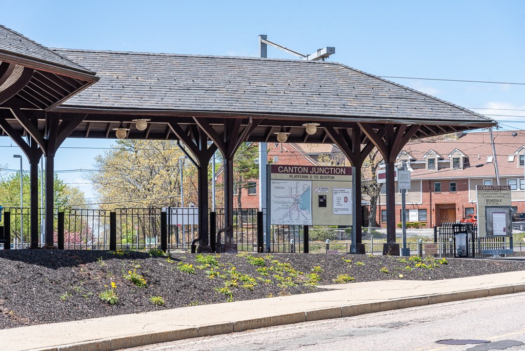 Canton Junction Commuter Rail near Millside