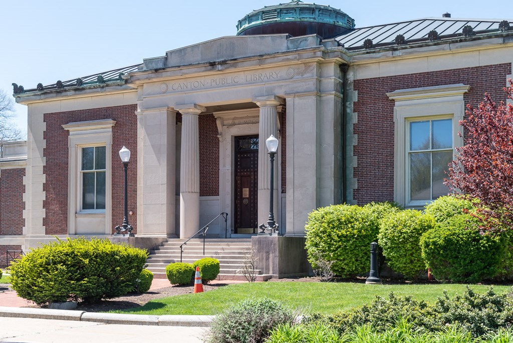Canton Public Library Downtown