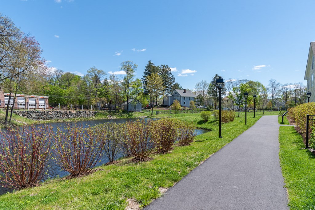 Scenic walking path and trail Millside at Heritage Park