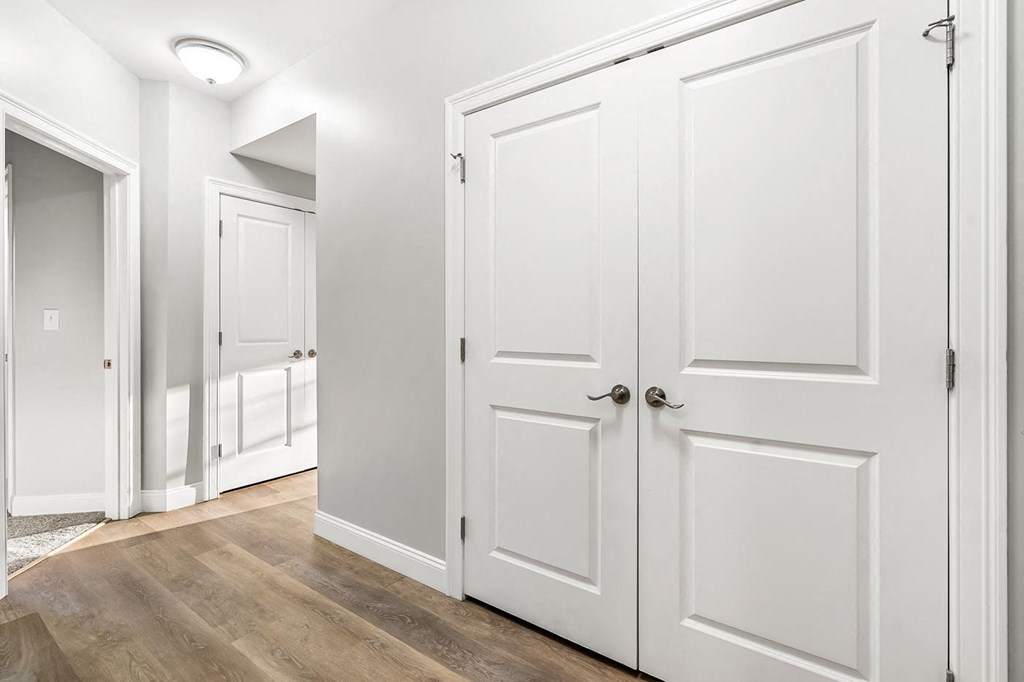 Ashland woods apartment in MA with in unit washer dryer