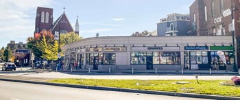 Union Square Shopping Centers at Union 346, Massachusetts - Photo Gallery 20