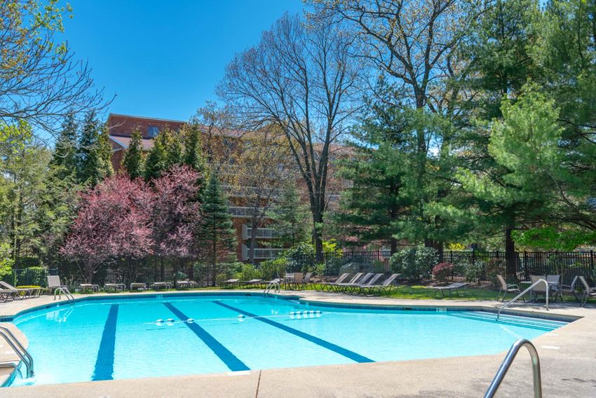 Swimming pool at Kimball Court in Woburn, MA