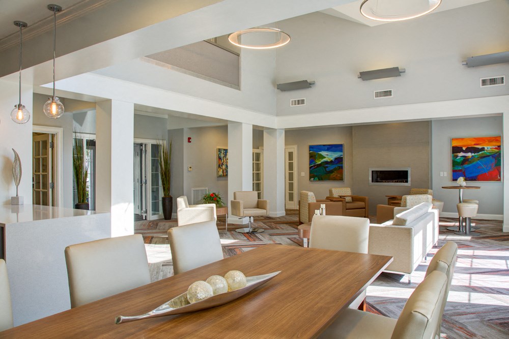 Expansive Resident Lounge Lynnfield Commons