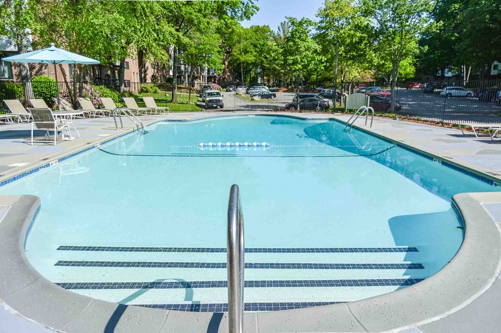 Pool at Weymouth Commons