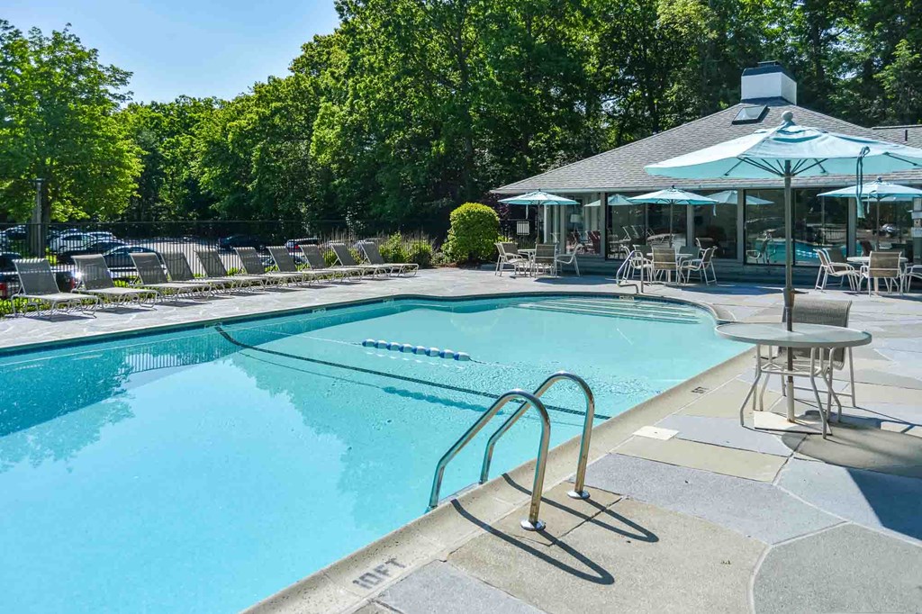 Pool at Weymouth Commons