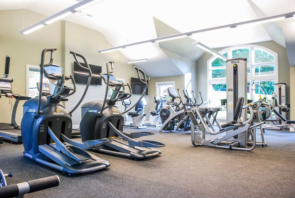 Fitness Center Weymouth Commons Apartments