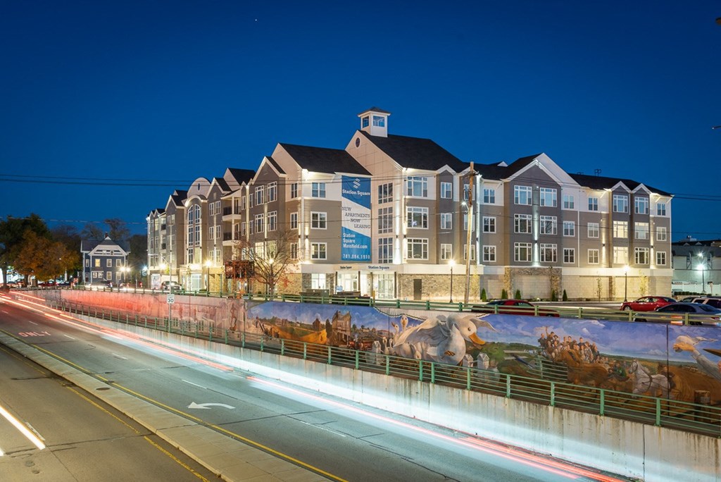night view of Station Square from Mansfield station