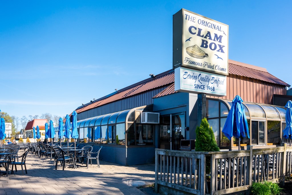 The Clam Box restaurant has been serving fresh seafood since 1968.