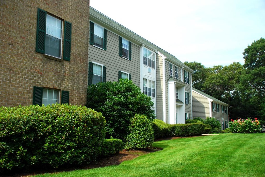 Saugus commons exterior