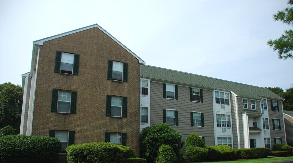 Saugus commons exterior