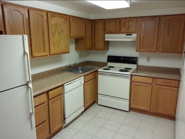 Highland Plaza Apartments