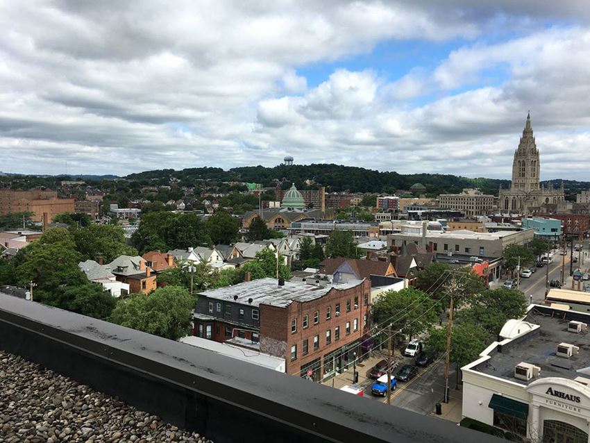 Highland Plaza Apartments