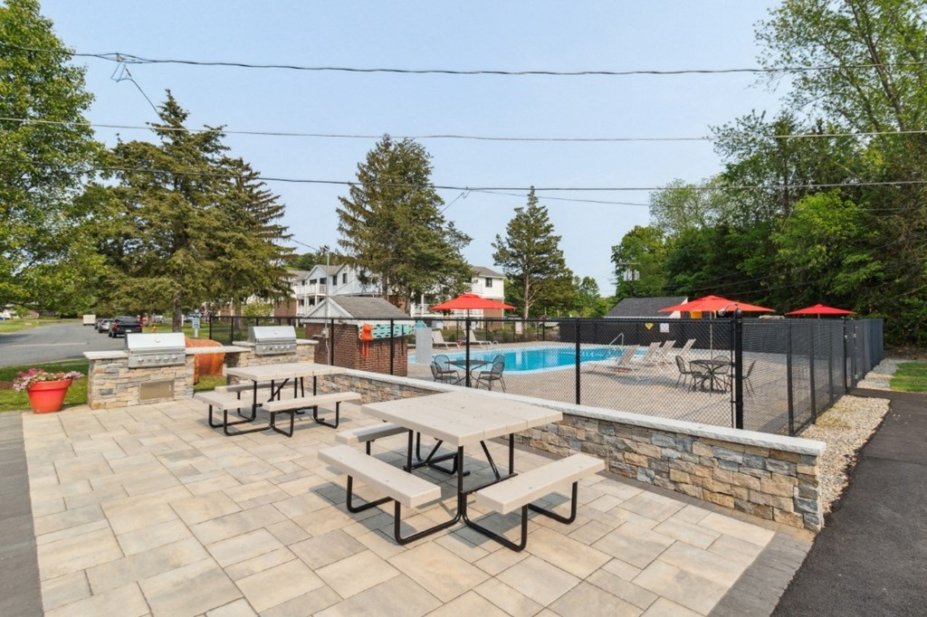 Grilling and Picnic Area with Outdoor Swimming at Mansfield Meadows.