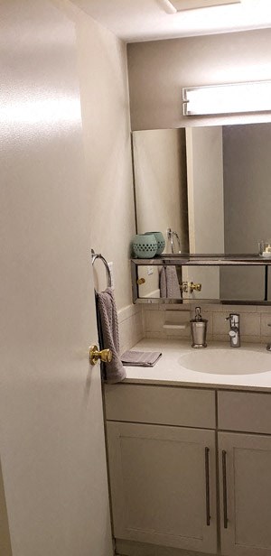 Full Bathroom Bathtub And Shower Bathroom Full Bathroom Bathtub And Shower Bathroom at Stratton Hill Park Apartments in Worcester, MA.