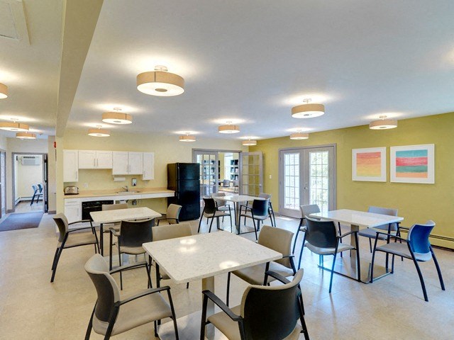 Dining Area With Tables at Summerhill Glen, Maynard, MA, 01754
