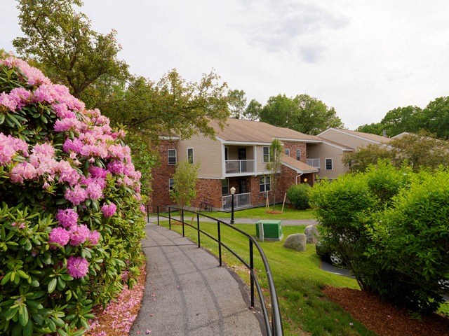 Gardens And Landscaped Walkways  at Summerhill Glen, Maynard, 01754
