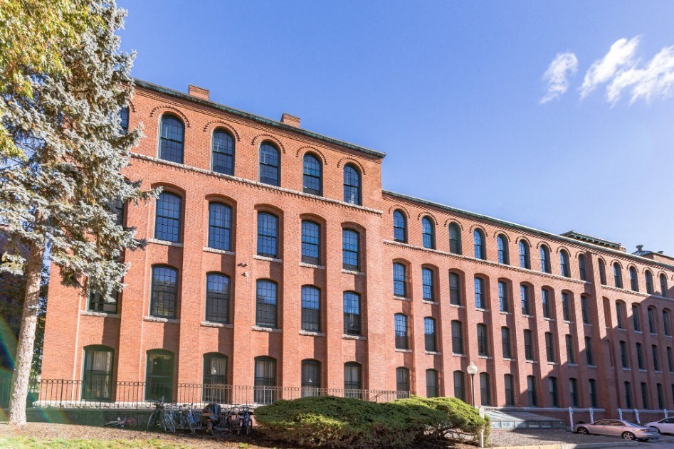 Exterior Street View of the Side  at Royal Worcester Apartments, Worcester