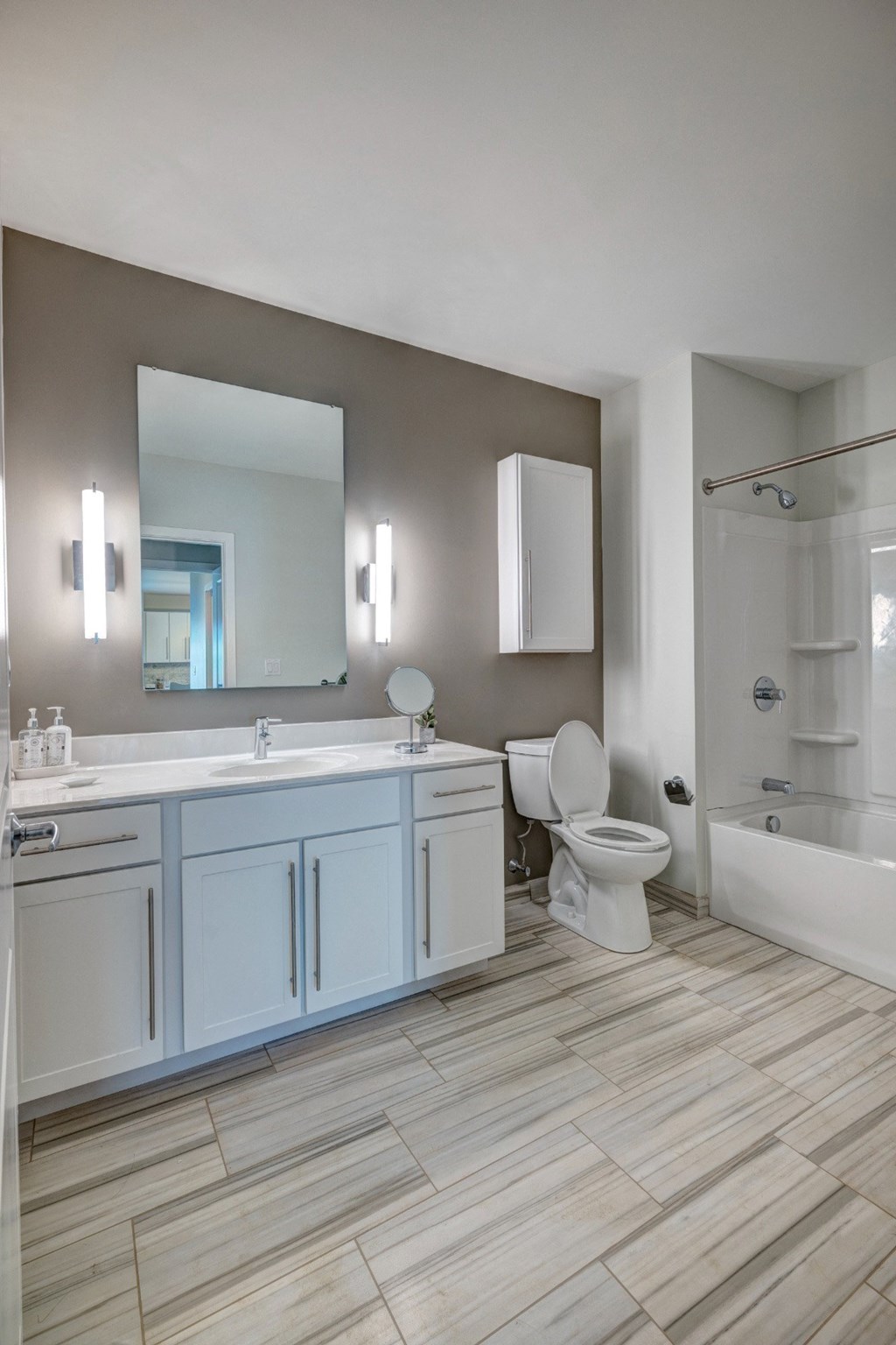 The Elm At Island Creek Village Apartments, 24 Post Road, Duxbury, MA