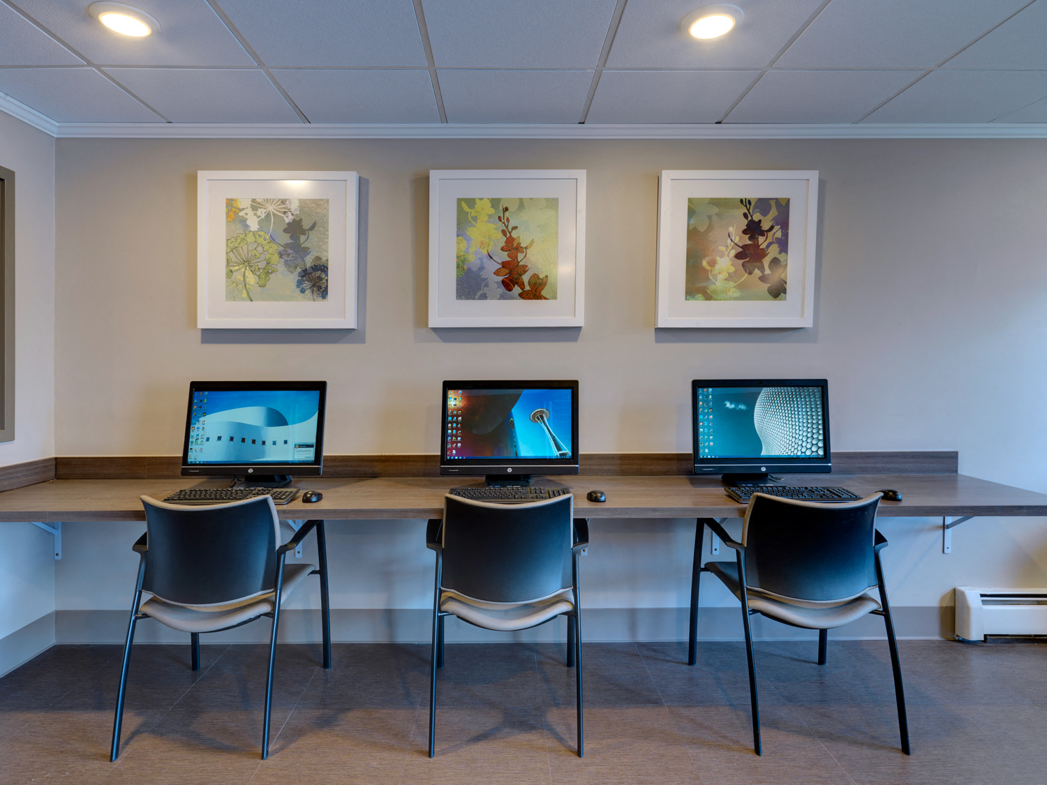 Computer Learning Center at Jaclen Tower, Beverly