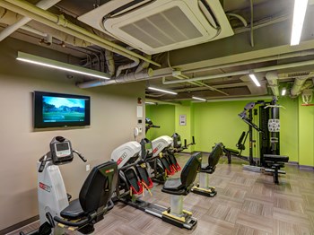 St. Stephen's Apartments Fitness Center With Machines. - Photo Gallery 10