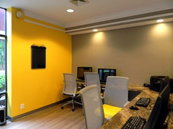Computer Media Room Branchwood Towers. - Photo Gallery 5