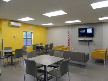 Computer Media Room Branchwood Towers. - Photo Gallery 6