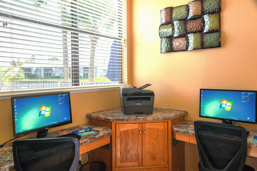 Business Center at Fishermans Landing Apartments in Ormond Beach, FL.