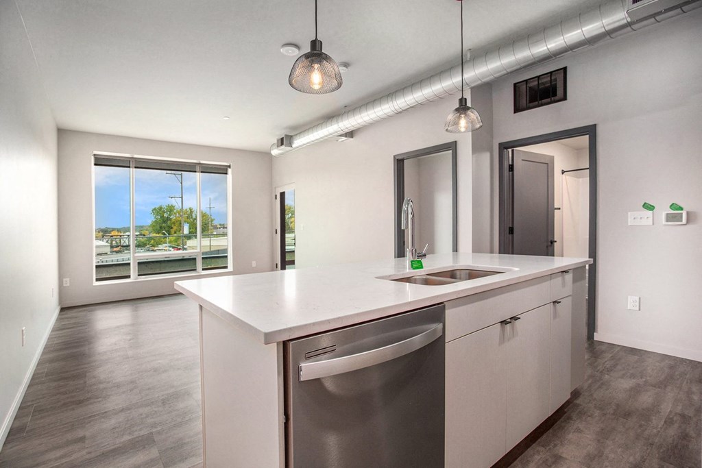 234 Market Apartments In Grand Rapids, MI With Spacious Open Concept Living Areas With Modern Kitchens & Quartz
