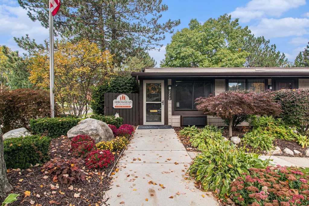Arrowhead Apartments in Grand Rapids, MI