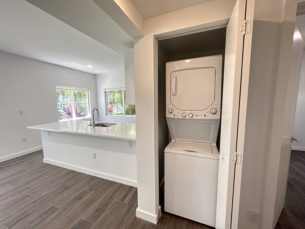 Depot 15 Washer & Dryer