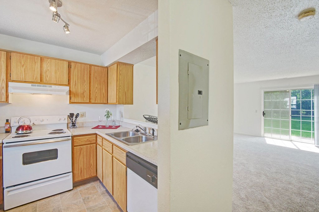 900 WEST standard kitchen