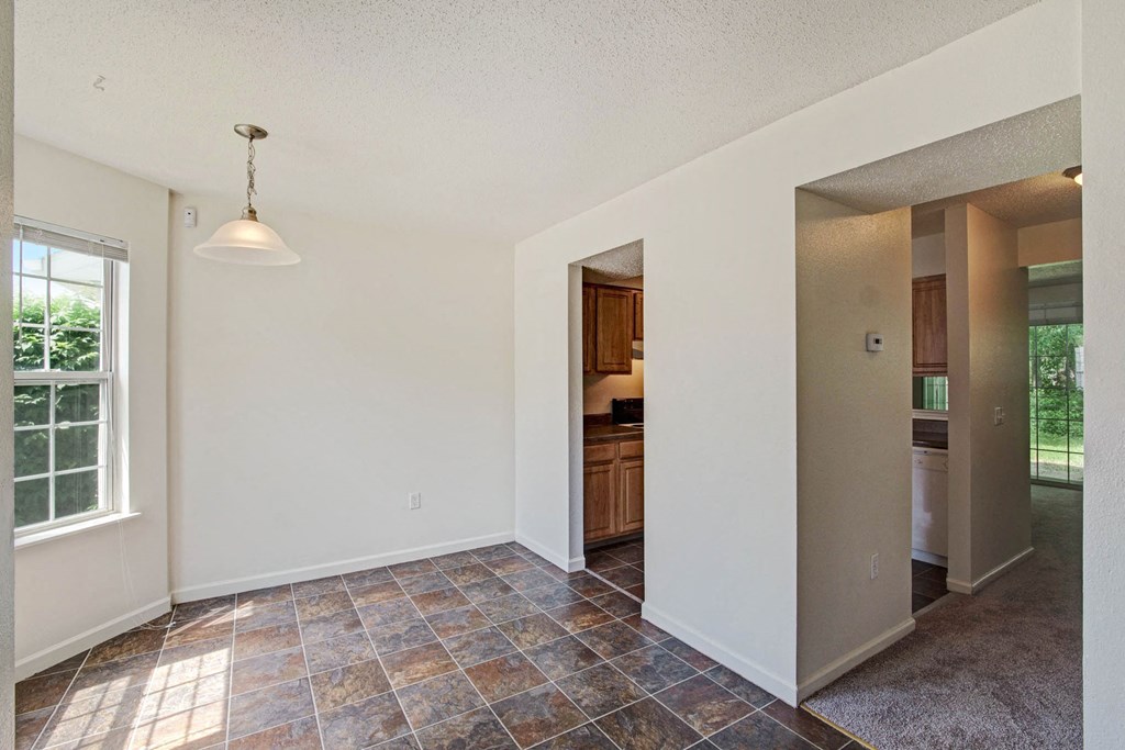 900 west dining room 