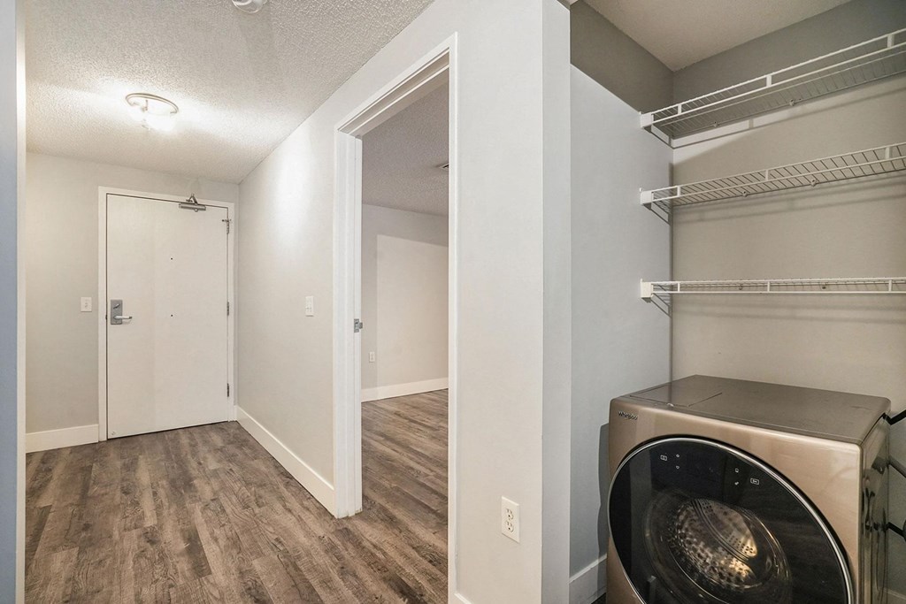 The Lofts Apartments in Grand Rapids, MI Washer and Dryer Included