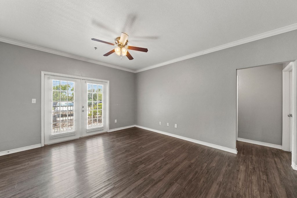 RENOVATED APARTMENT STYLE 1