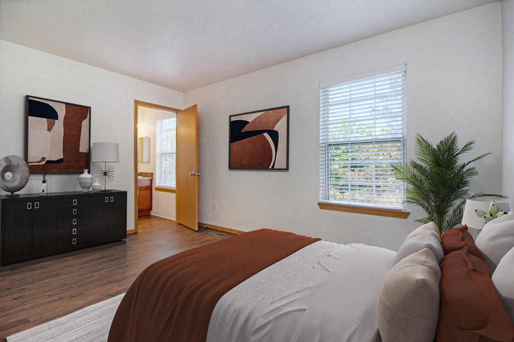 Savannah Trace Townhome main bedroom with private bathroom