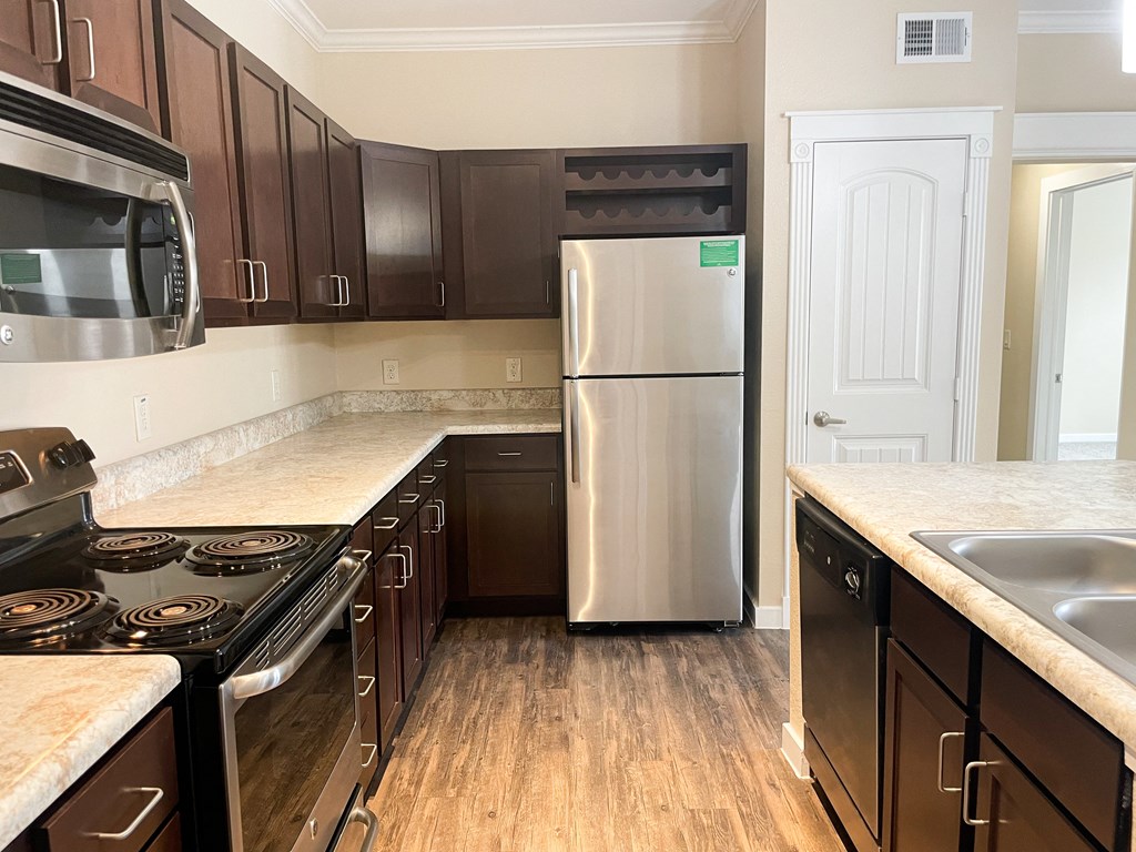 a kitchen at the acadia park apartments in houma, la