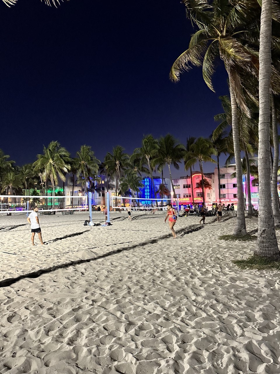 Ocean Drive Night Life