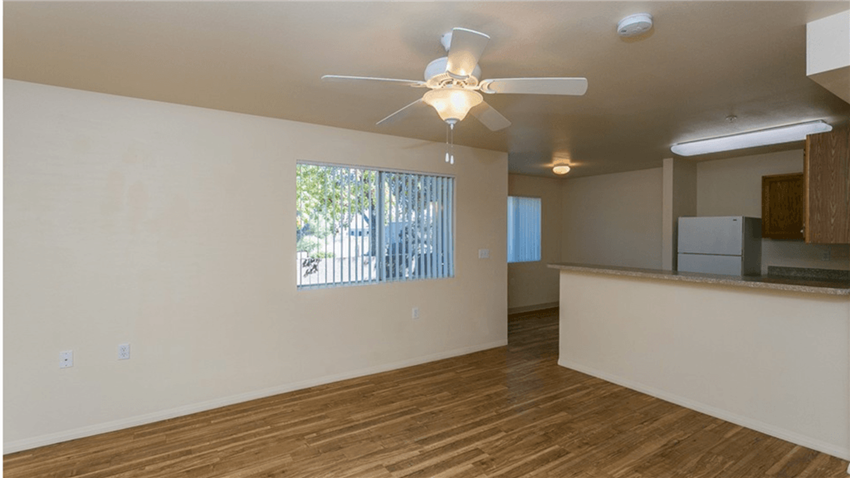220 South 6th Street 2-3 Beds Apartment for Rent - Photo Gallery