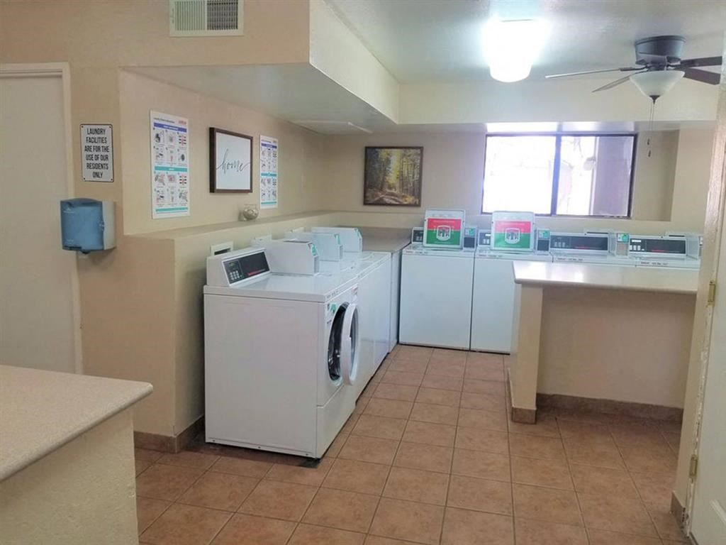 Laundry Room at University Square Apartments, Arizona, 86001