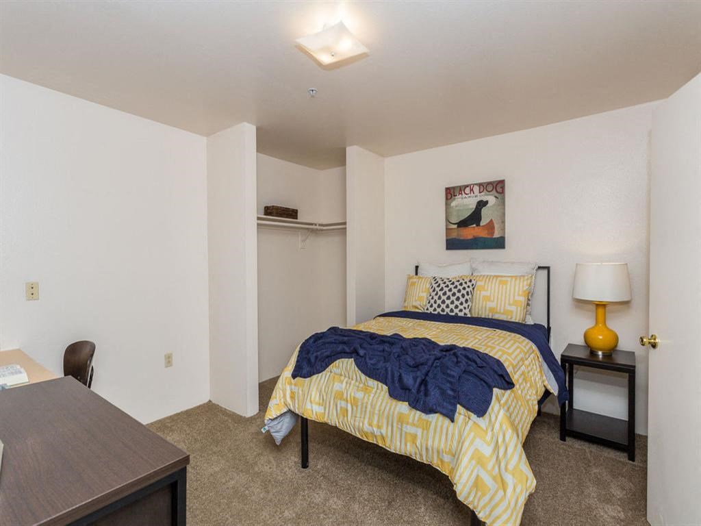 Comfortable Bedroom With Closet at Highland Village Apartments, Flagstaff, 86001