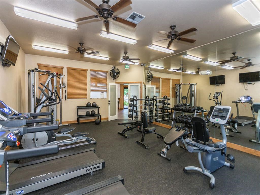 Fitness Center at Highland Village Apartments, Flagstaff