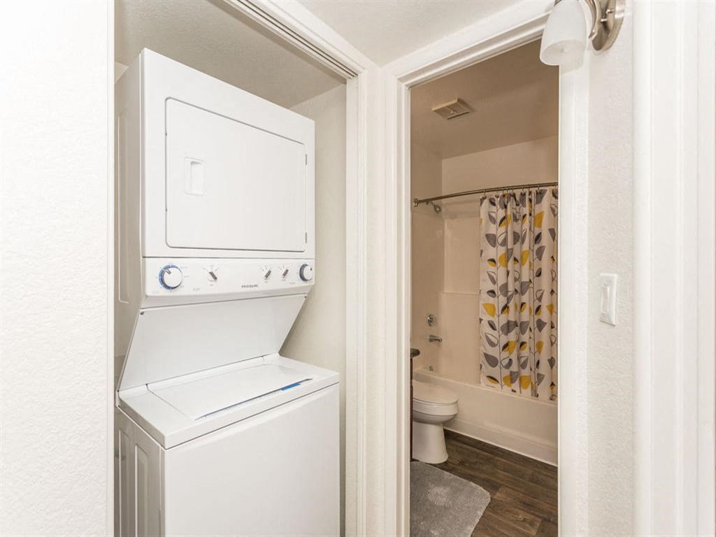 Washer & Dryer In Every Apartment at Butterfield Apartments, Flagstaff, AZ 86004