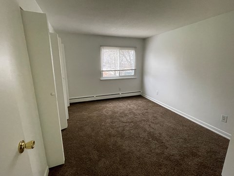 Mohegan Commons Apartments