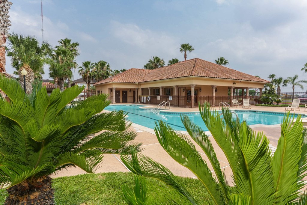 Pool Exterior Amenity - Community Pool