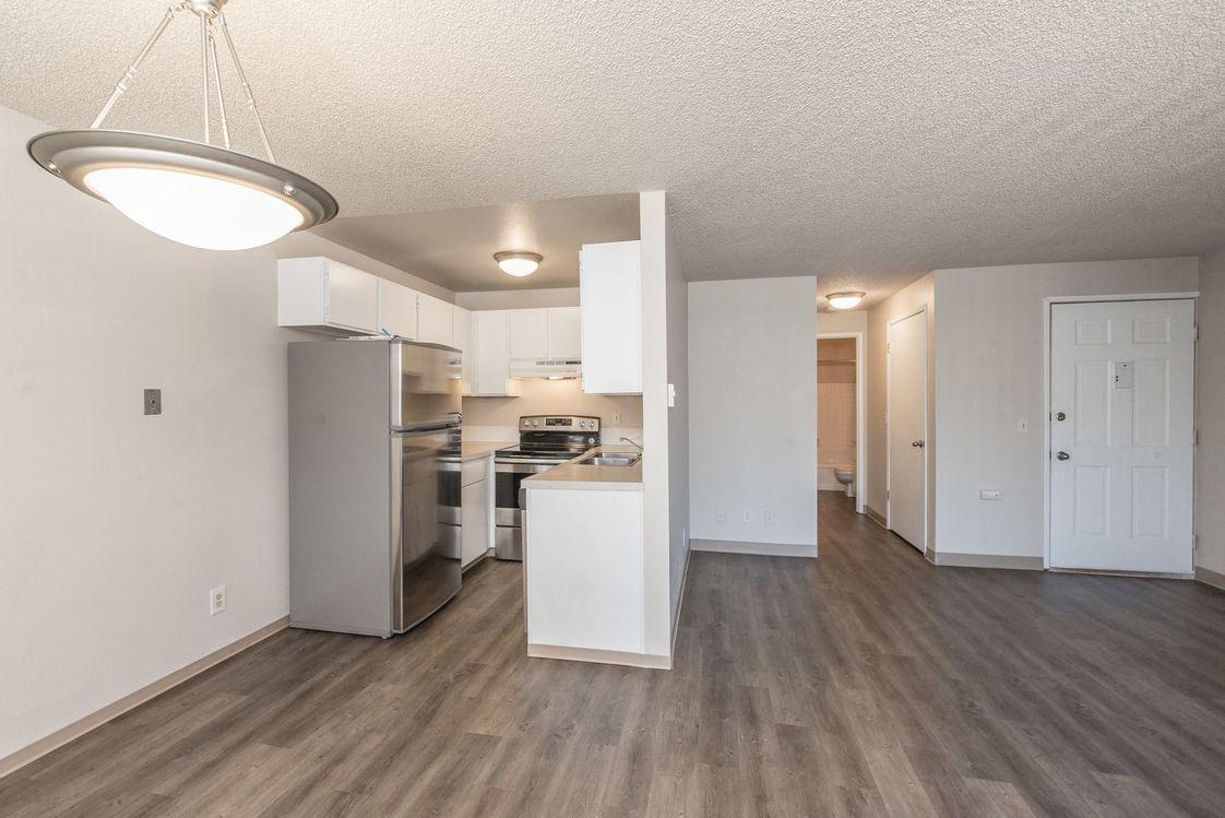 Bridgeporter Apartments is a similar property to StonePointe Apartments located in University Place