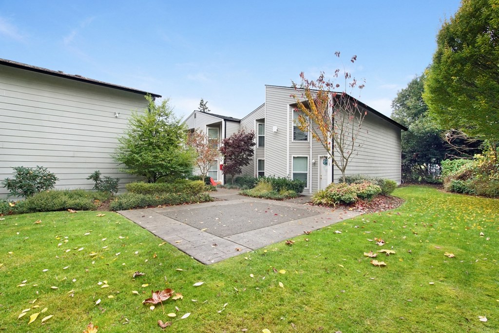 Prestige Townhomes, 425 4th St. NE, Puyallup, WA - RentCafe