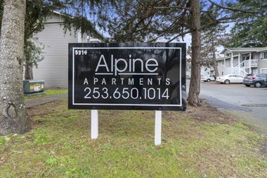 Alpine Apartments